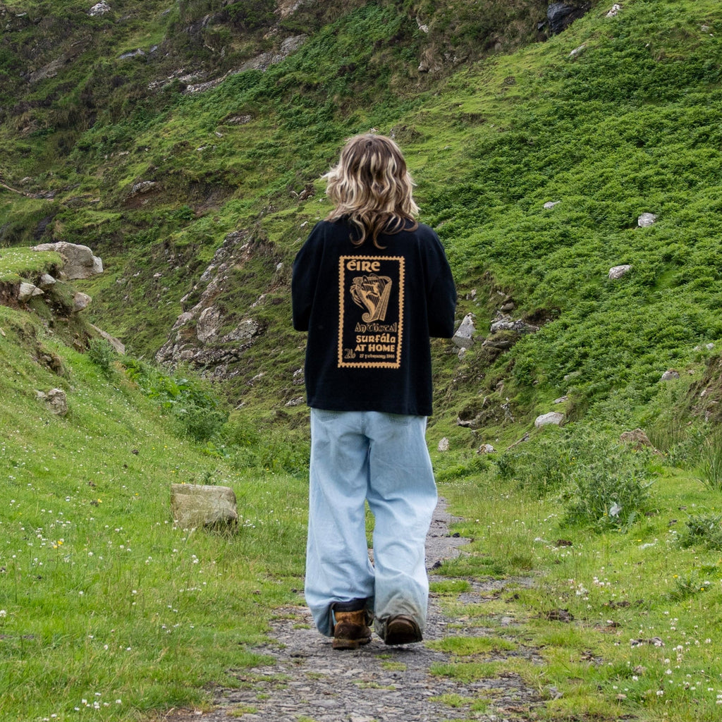 SURFÁLA AT HOME | T SHIRT
